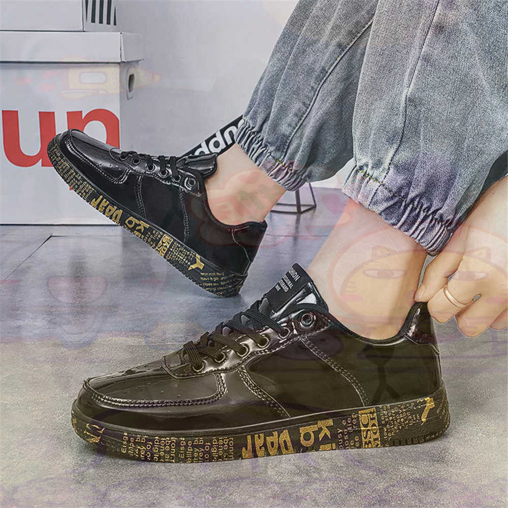 Round Foot Size 45 Sneakers Wh - đánh giá và giá Streetwear Brand From Uk